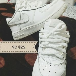 no le quedan ami hijo